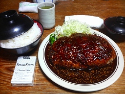でかハンバーグ
