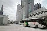 バスタ外側