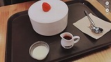 でかいケーキ